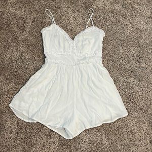 Francesca’s White Romper/Dress